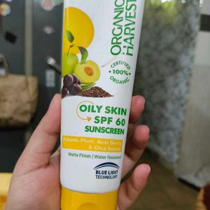 (Sealed) Sunscreen Oily Skin Spf 60