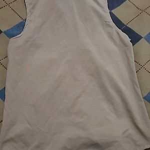 Sleeveless Shirt