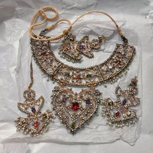 Beautiful Jewellery Set Multicolour