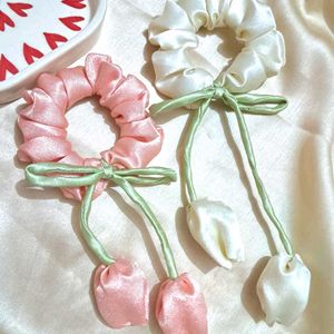 2 Tulips Flower Scrunchie 🌸