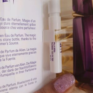 Mugler Alien Sample Vial