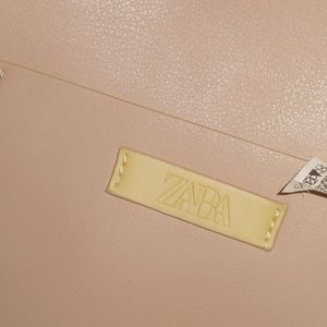 Zara Minimalist Bucket Bag