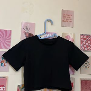 Black Plain Crop Top