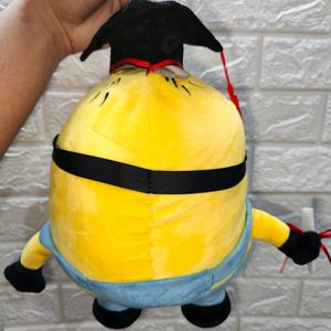 Graduation Minion Bob Plushie