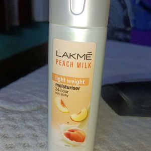 Lakme Peach Milk Light Weight Moisturizer