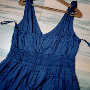 Beautiful Blue Dress Woman and Girls.. Size issue