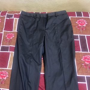 “Elegant Black Tailored Women Trousers – Nice  Fit