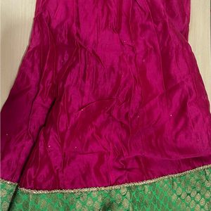 Brand new Fabindia Silk Lahanga Choli Dupatta4-6yr