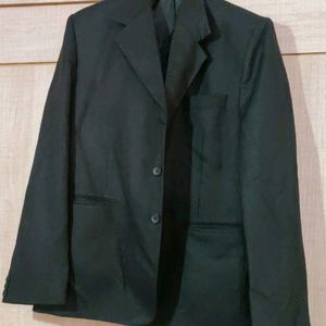 Black Blazer 42"