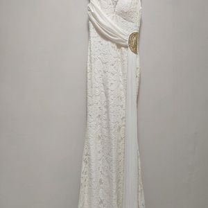 White Lacework Maxi Dress