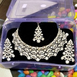 White Chokar Jewellery Set.... Check Flipcart Price✅✅Take a look at this R A Enterprises Alloy Rhodium White Jewellery Set on