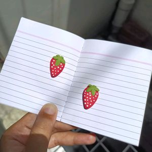 Strawberry Earrings 🍓