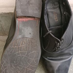 Attitudist Black Formal Shoes