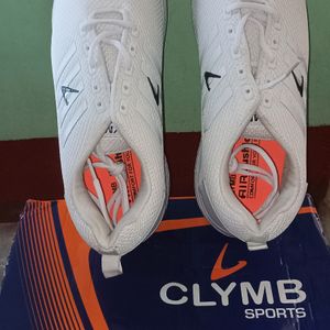 Clymb Sports Shoes ⚪