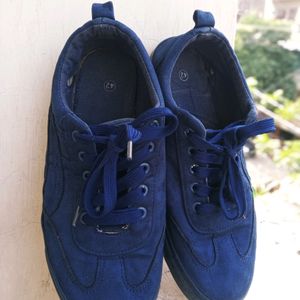 Navy Blue Sneakers Used But Condition Like New