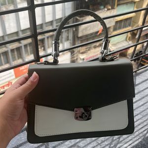 Sling bag For Stylish Women