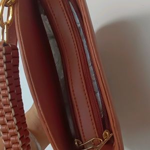 New Brown Slingbag/Handbag Trendy