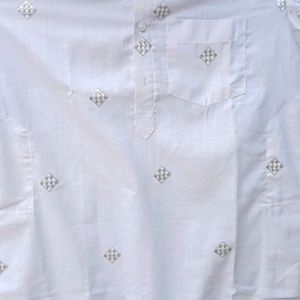 White 🤍 Kurta