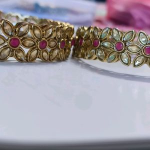 Beautiful Kundan Bangles