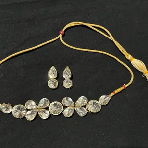 White Kundan Neck piece With Earrings