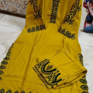 Kurta With Pant Dupatta