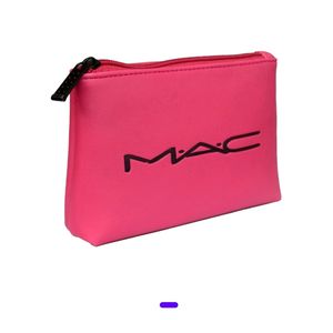 💞M.A.C PINK TRAVEL POUCH 👝