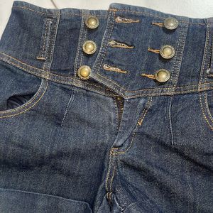 Denim High Waist Buttoned Shorts