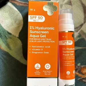 The Derma Co 1% Hyaluronic Sunscreen Aqua Gel