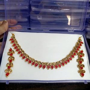 Price Drop-New Necklace Set