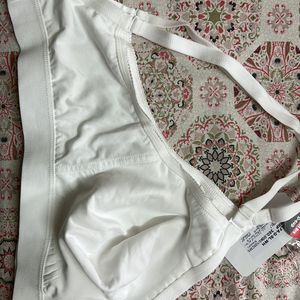 T Shirt Bra White 100cm Size 40 D Cup