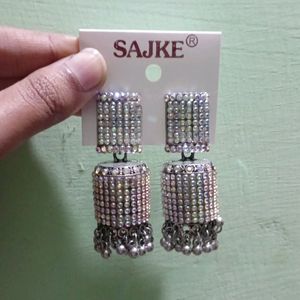 Silver Shinny Diamonds Earring