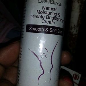 V Whitening And Tightening Lotion For Girls