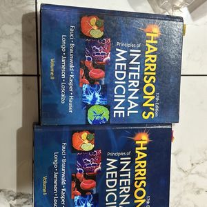 Like New Condition Internal Medicine Book