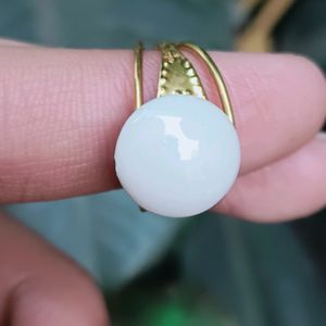 Beautiful Woman Ring With White Stone 🤍