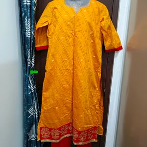 Silk Kurta With Red Duppata