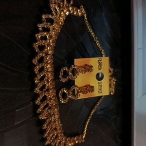 Golden Choker Set