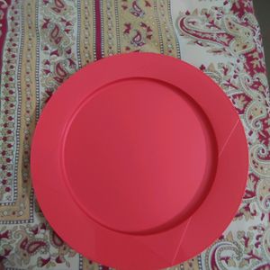 Tupperware Plates