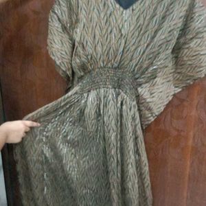 Pakistani Kaftan Dress Suit V Neck