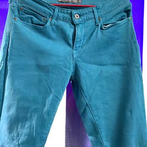 Levis Sea Green Very Good Condition Jeans Size 30