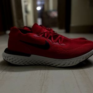 Nike User Shoes Size 9.5