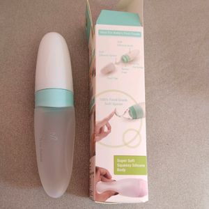 Baby Feeder/Silicone Spoon