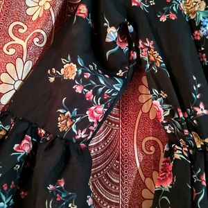 GOWN DRESS👗BLACK COLOR FLORAL PRINT