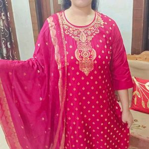 Kurti Set With Dupatta