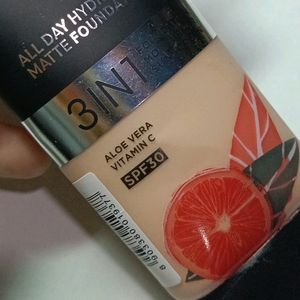 FACES CANADA 3 In 1 Foundation