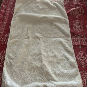 3 White Cotton Medium Napkin Towels Only 140rs