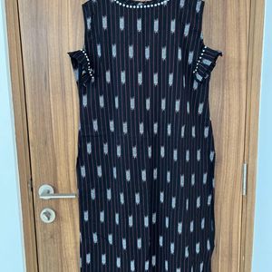 Black Kurta With Pearl Sleeve And Neck Design