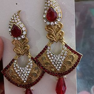 Red Stone Golden Earing