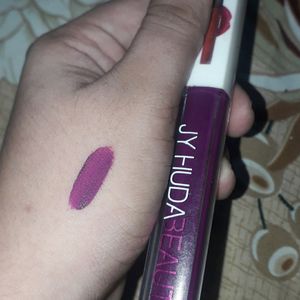 Hida Beauty Matte Lipsticks..💜