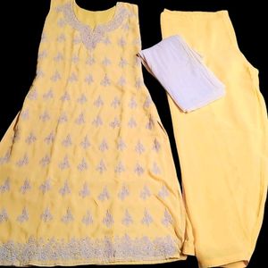 Kurta Set With Dupatta