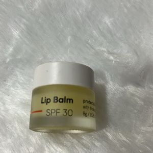 minimalist lip balm spf 30